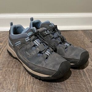 KEEN Targhee Slate Gray and Light Blue Hiking Shoes